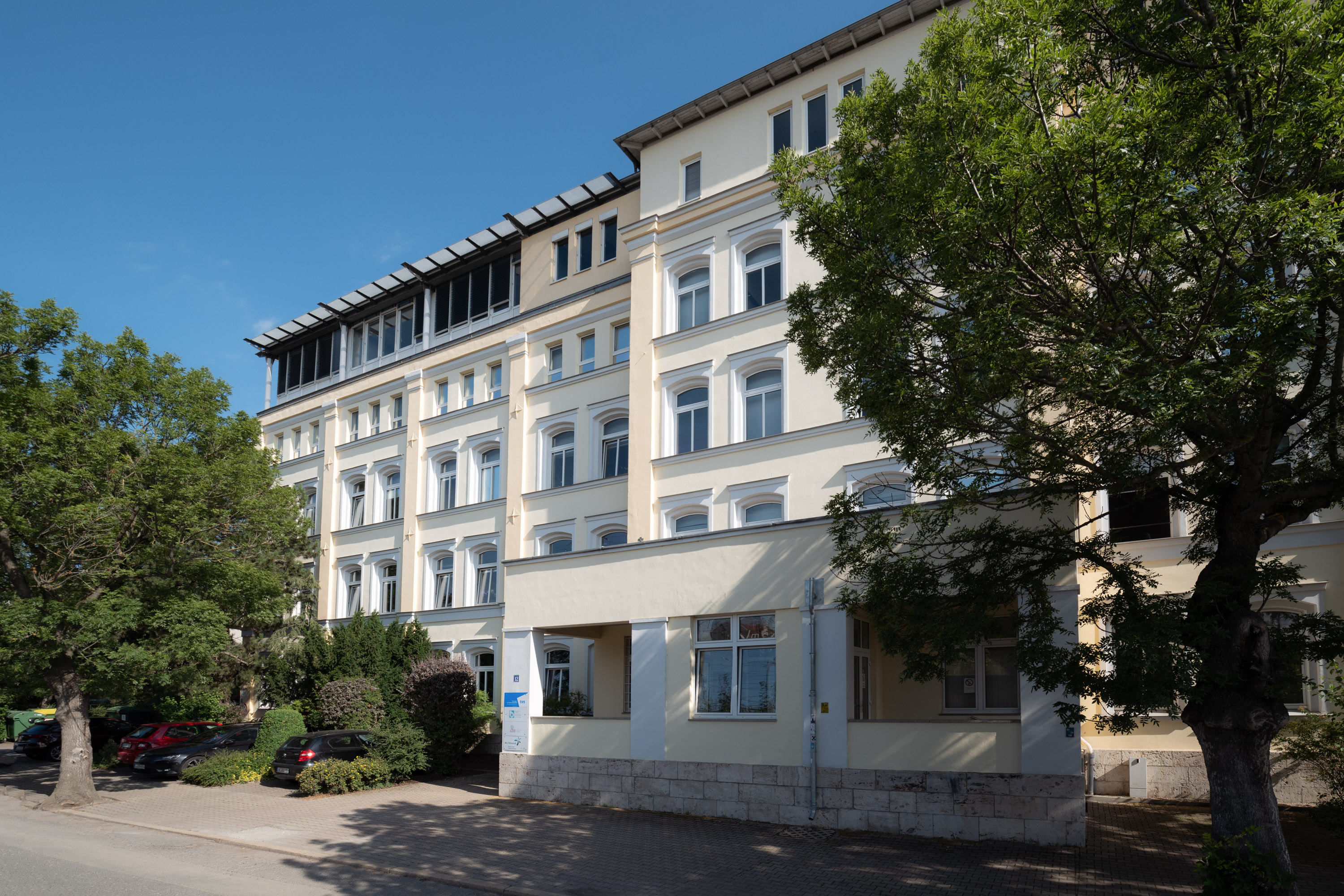 TVS-Geb&auml;ude au&szlig;en